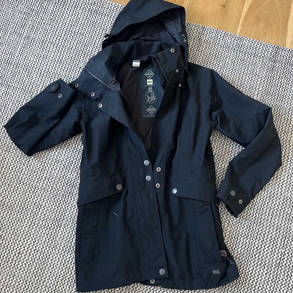 MEC Black Gore-Tex Jacket with Hood